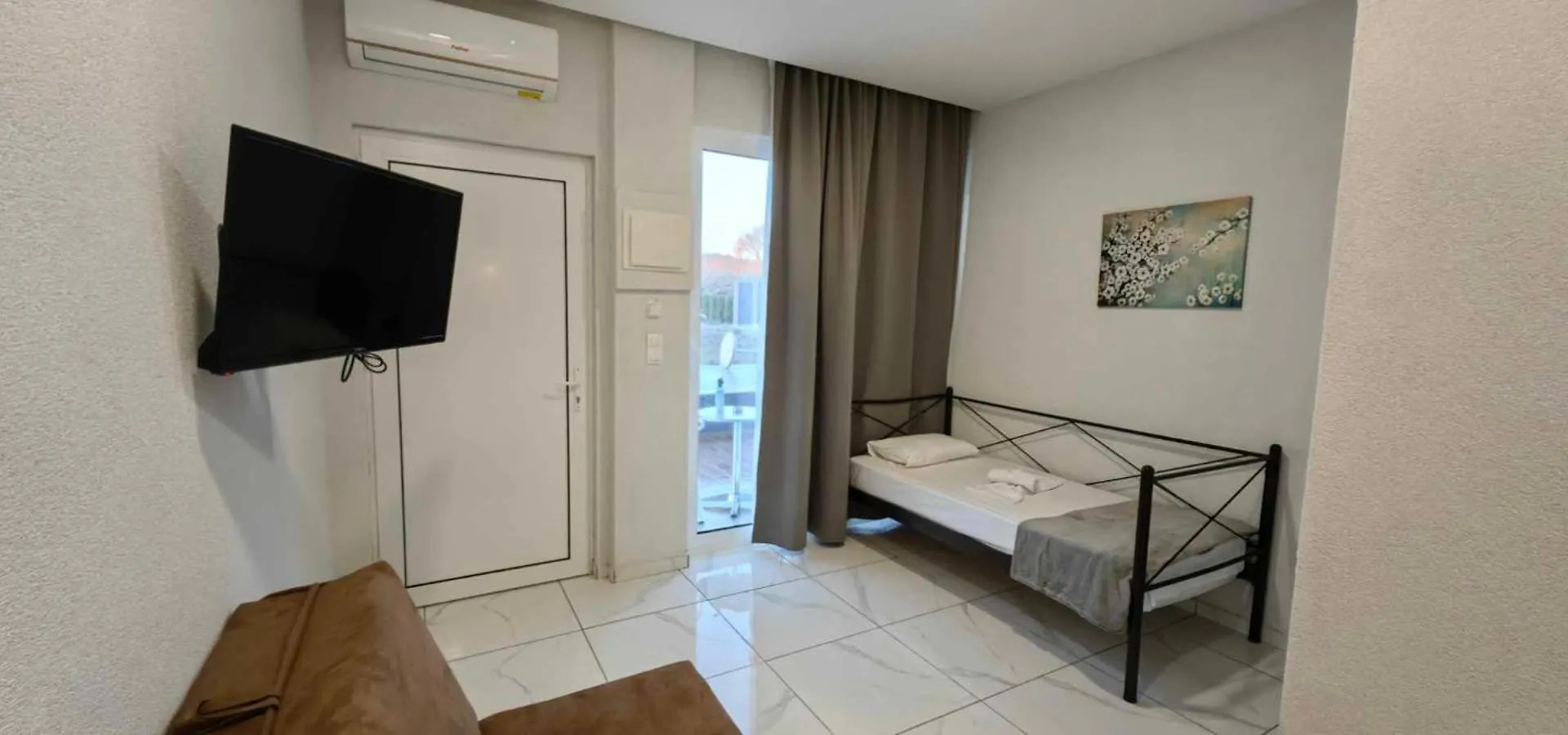 Hotel Topaz Four Siviri